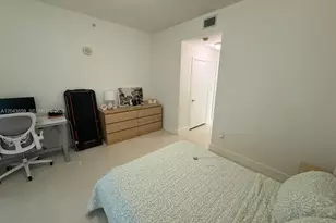 79 SW 12th St, Miami, FL 33130 - Photo 5