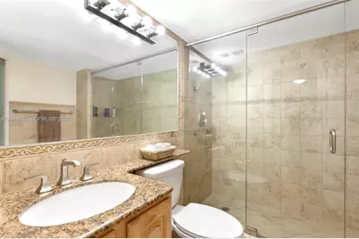 600 NE 36th St #1717, Miami, FL 33137 - Photo 13