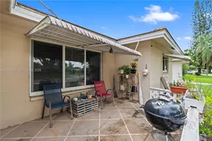 7111 NW 58th St, Tamarac, FL 33321 - Photo 5