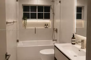 85 Gables Blvd, Weston, FL 33326 - Photo 23