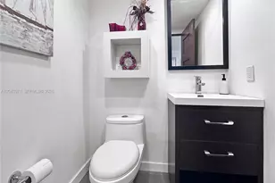 6770 Indian Creek Dr, Miami Beach, FL 33141 - Photo 11