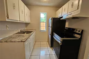 4621 SW 33rd Ave, Dania Beach, FL 33312 - Photo 5