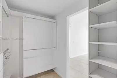725 NE 22nd St #8B, Miami, FL 33137 - Photo 25