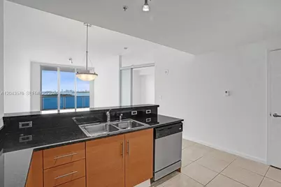 725 NE 22nd St #8B, Miami, FL 33137 - Photo 3