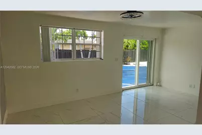 12341 NW 30th St, Sunrise, FL 33323 - Photo 11