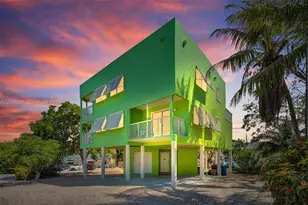 19 Park Dr, Key Largo, FL 33037 - Photo 1
