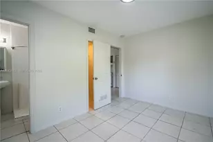 666 NE 80th St, Miami, FL 33138 - Photo 13