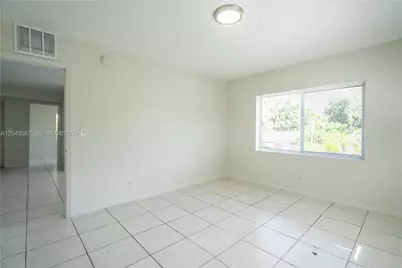 666 NE 80th St #6, Miami, FL 33138 - Photo 7