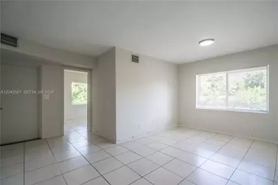 666 NE 80th St #6, Miami, FL 33138 - Photo 3
