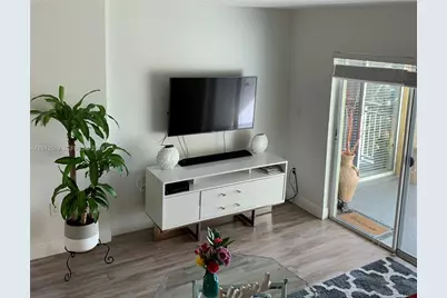 8660 SW 212th St #305, Cutler Bay, FL 33189 - Photo 11