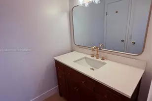 9909 NW 9th St Cir, Miami, FL 33172 - Photo 31