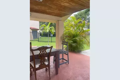 9909 NW 9th St Cir #4-3, Miami, FL 33172 - Photo 37