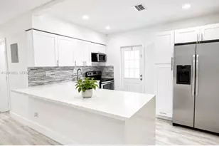 59 E 10th St, Hialeah, FL 33010 - Photo 5