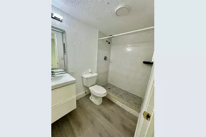 6201 N Falls Cir Dr #212, Lauderhill, FL 33319 - Photo 15