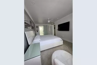 4670 W 13th Ln #206, Hialeah, FL 33012 - Photo 31