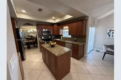 8765 SW 58th St, Cooper City, FL 33328 - Photo 11