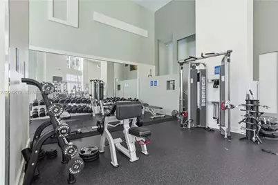 1900 N Bayshore Dr #PH5006, Miami, FL 33132 - Photo 21