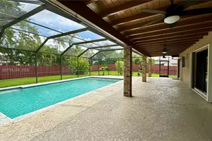 10280 SW 141st St, Miami, FL 33176 - Photo 3