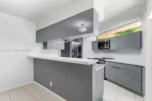 8111 Severn Dr, Boca Raton, FL 33433 - Photo 3