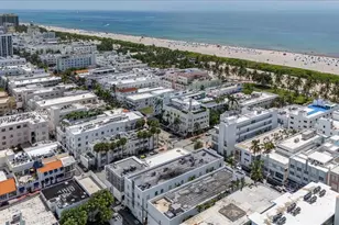 750 Collins Ave, Miami Beach, FL 33139 - Photo 21