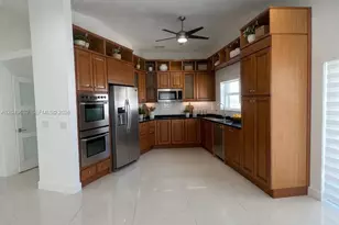 19227 NW 22nd St, Pembroke Pines, FL 33029 - Photo 11