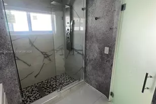 19227 NW 22nd St, Pembroke Pines, FL 33029 - Photo 15