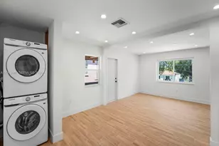 238 NW 41st Ave, Miami, FL 33126 - Photo 5