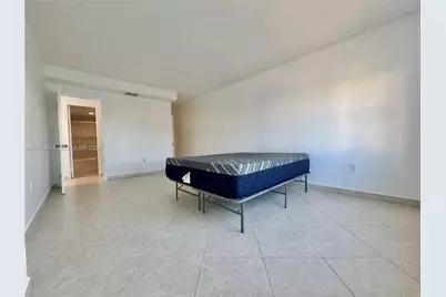 400 Kings Point Dr #411, Sunny Isles Beach, FL 33160 - Photo 11
