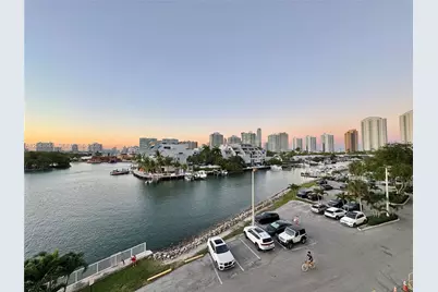400 Kings Point Dr #411, Sunny Isles Beach, FL 33160 - Photo 23