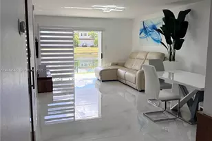 601 SW 113th Way, Pembroke Pines, FL 33025 - Photo 7