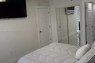 601 SW 113th Way, Pembroke Pines, FL 33025 - Photo 13