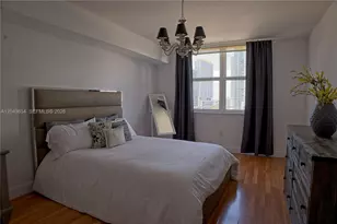 31 SE 5th, Miami, FL 33131 - Photo 11
