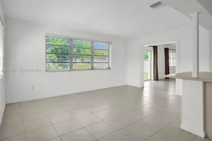 14375 Lake Candlewood Ct, Miami Lakes, FL 33014 - Photo 13