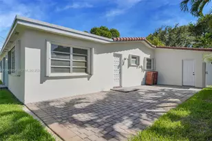 14375 Lake Candlewood Ct, Miami Lakes, FL 33014 - Photo 23