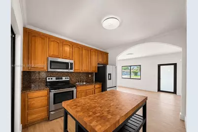 55 NW 125th St, North Miami, FL 33168 - Photo 9