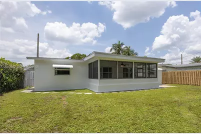 8571 NW 27th Pl, Sunrise, FL 33322 - Photo 5