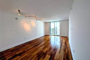 60 NW 37th Ave, Miami, FL 33125 - Photo 9