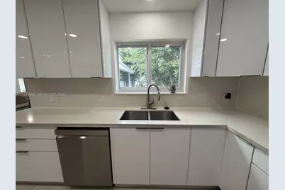 1912 N 42nd Ave, Hollywood, FL 33021 - Photo 9