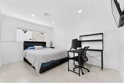 1912 N 42nd Ave, Hollywood, FL 33021 - Photo 21