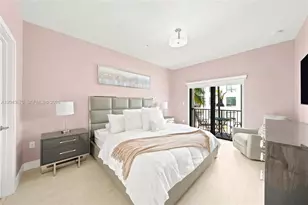 8167 NW 41st St, Doral, FL 33166 - Photo 13