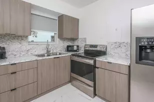 5640 NE Miami Ct, Miami, FL 33137 - Photo 3