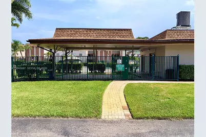 8101 SW 24th Ct #405, Davie, FL 33324 - Photo 5