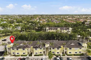 2728 NE 3rd Ct, Homestead, FL 33033 - Photo 1