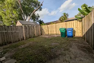 7502 NW 33rd St, Lauderhill, FL 33319 - Photo 5