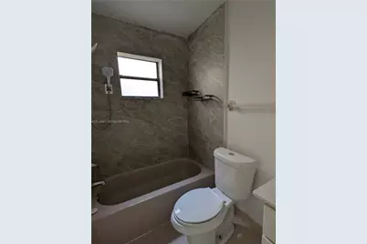 7502 NW 33rd St, Lauderhill, FL 33319 - Photo 17