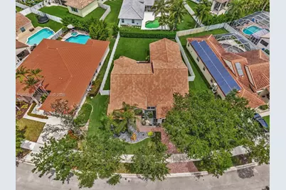 639 Verona Pl, Weston, FL 33326 - Photo 75