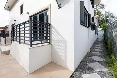 4538 SW 1st St #3, Miami, FL 33134 - Photo 1