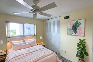 401 Lake Shore Dr, Lake Park, FL 33403 - Photo 21