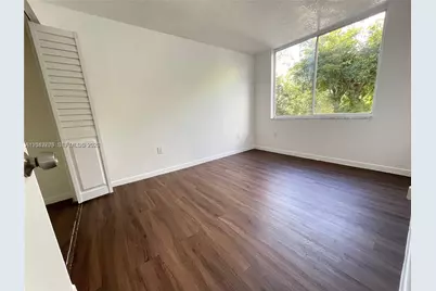 1740 NW N River Dr #517, Miami, FL 33125 - Photo 13
