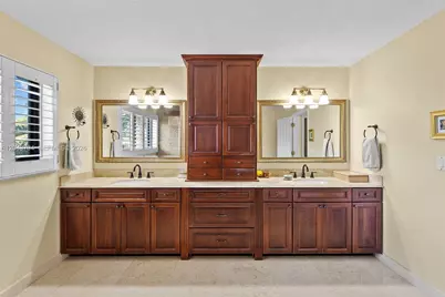 7430 SW 142nd Ter, Palmetto Bay, FL 33158 - Photo 25